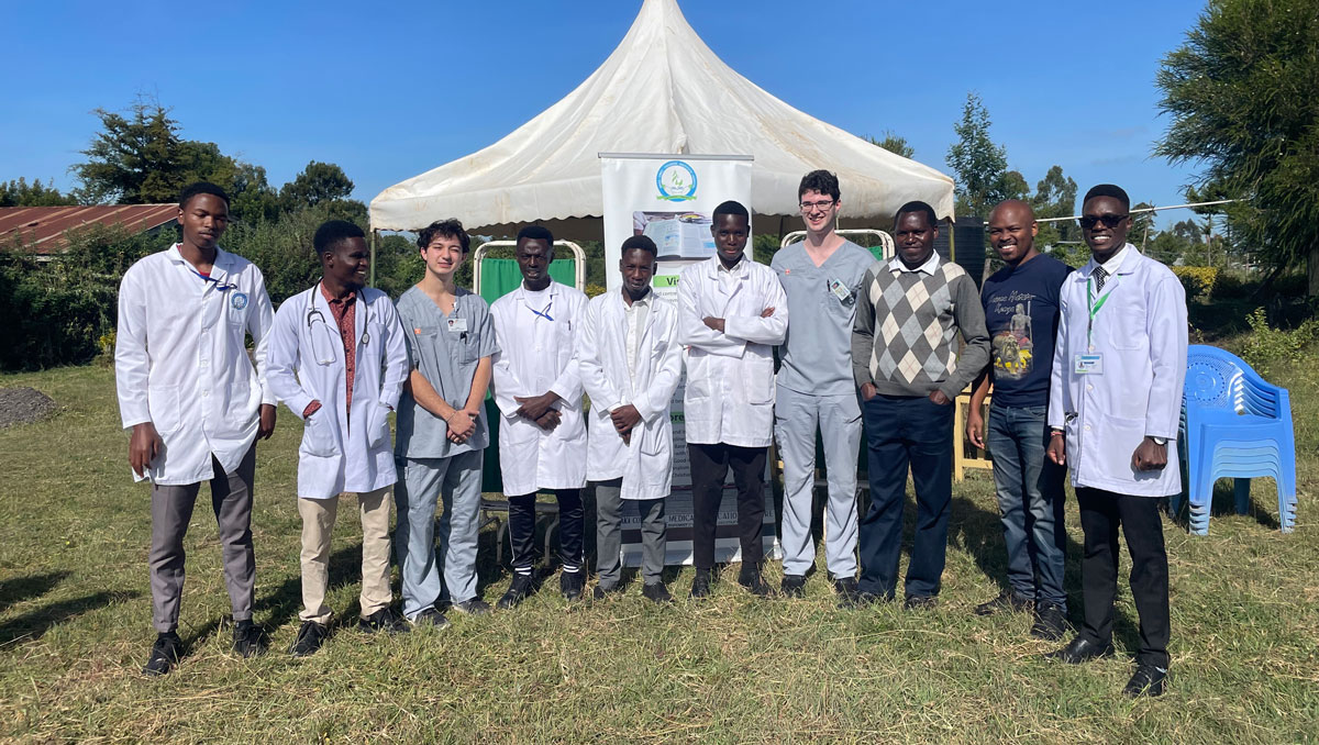 Jiro Greenberg-Oster, third from left, with fellow students in Kenya.
