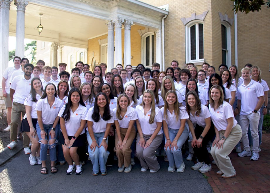 hero-saa-students A group of Student Alumni Associates pose fora photo in front of a historic house.
