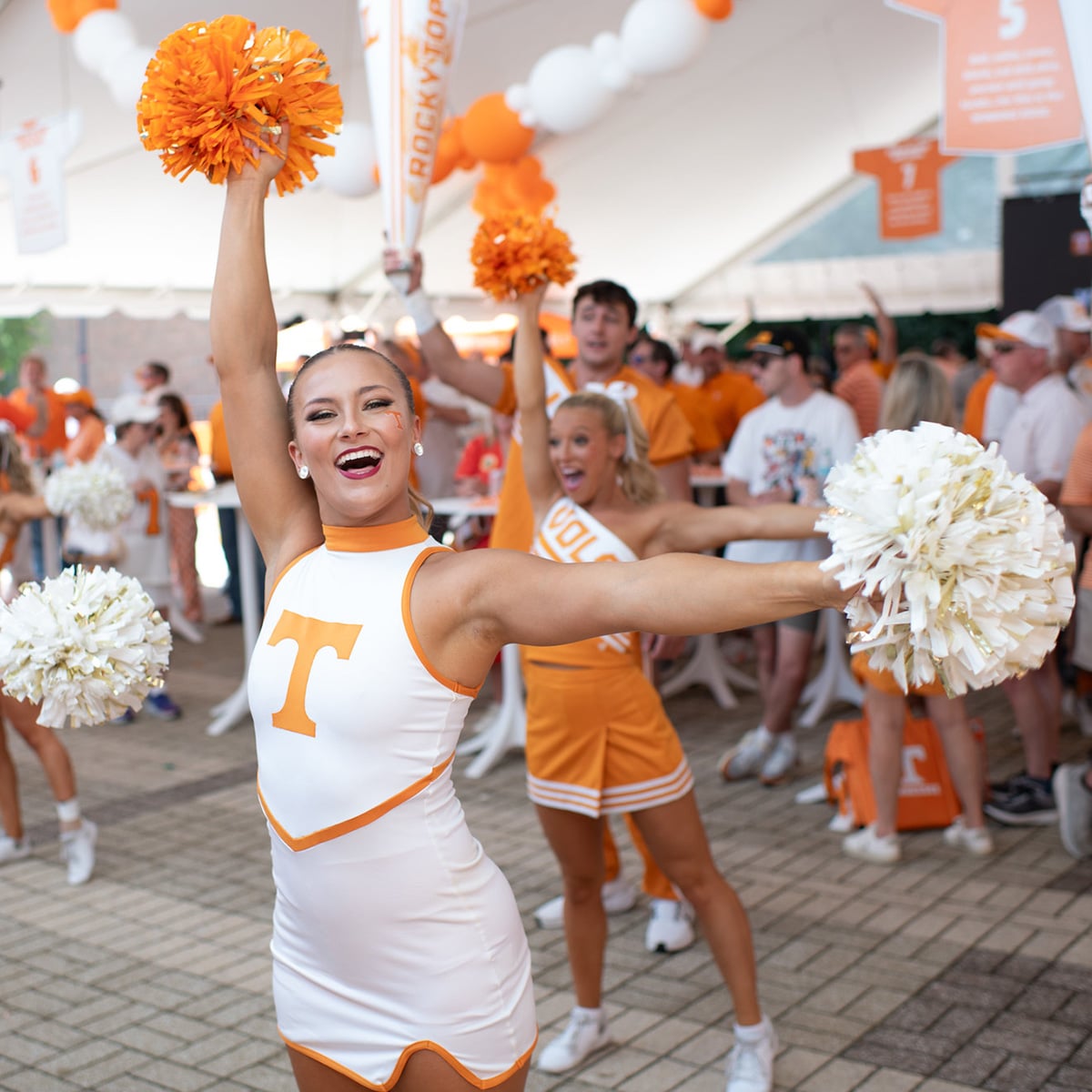 Vols cheerleader at UT tailgate